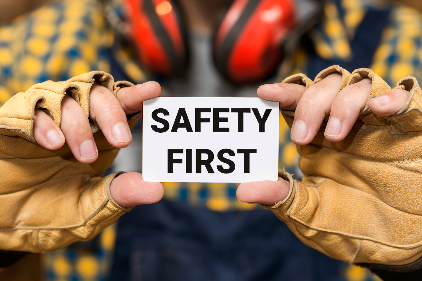 Important advice on how to avoid Pallet Truck & Handling Equipment Injuries and/or Accidents