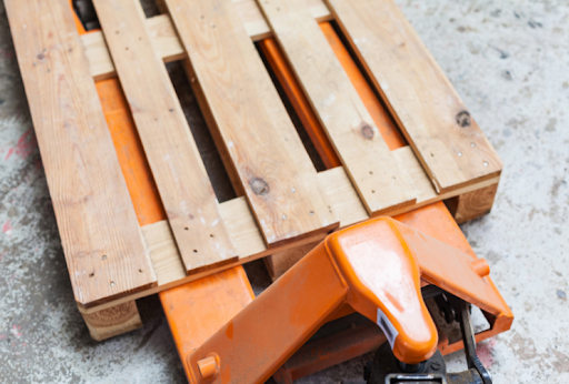 What Is A Pallet Truck?